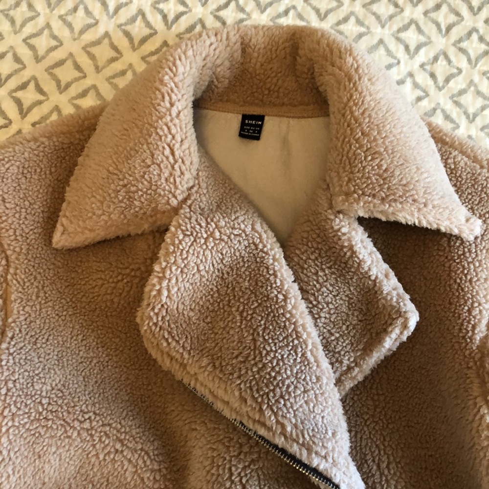 Teddy Jacket - Picture 3 of 3